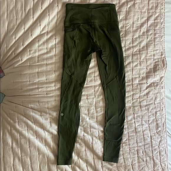 Lululemon 🍋 fleece inside Olive Green Leggings - Picture 2 of 2